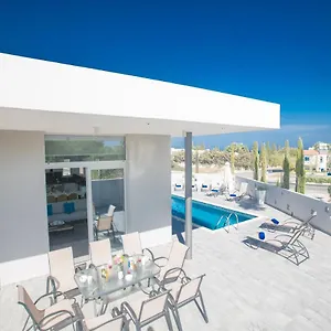 polymnia-star-residences.protaras-cy-hotels.com/